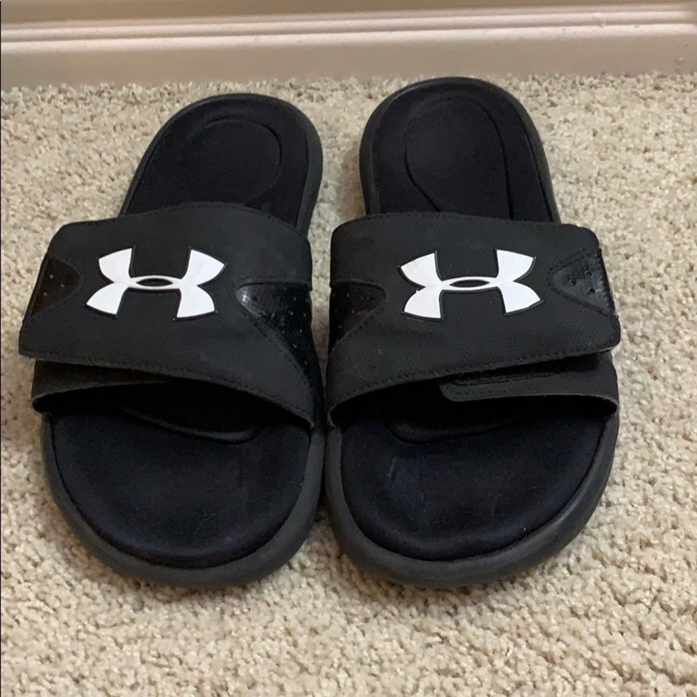 Under armour slides